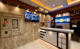 Hotel Kabir Royal-5 Min Walk To Golden Temple